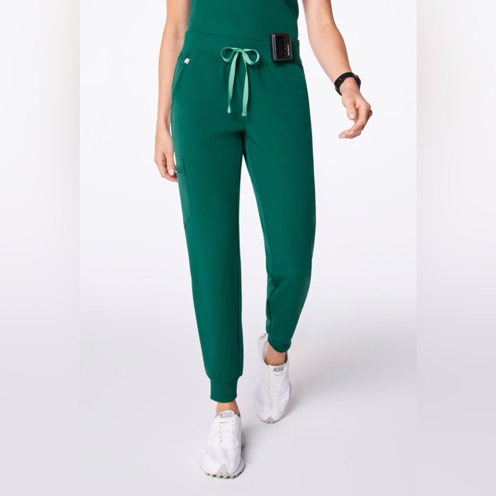 FIGS Zamora Jogger Scrub Pants - Small